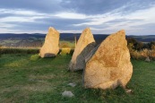 menhiry v Říčkách aneb Orlickohorské Stonehenge